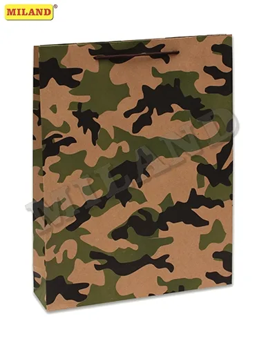 Пакет подарочный из крафт бумаги. 27.5x36.5x9 cм. Милитари