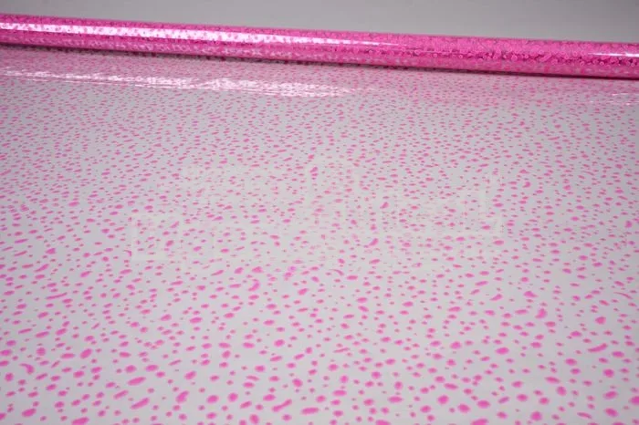 Пленка в рулоне цветная 70см х 0,24кг. Мошка (розовая)