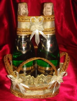 Корзина под шампанское "Кружево золото"