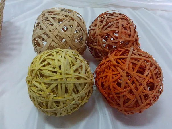 Шар флористический , ротанг, d 15см.
