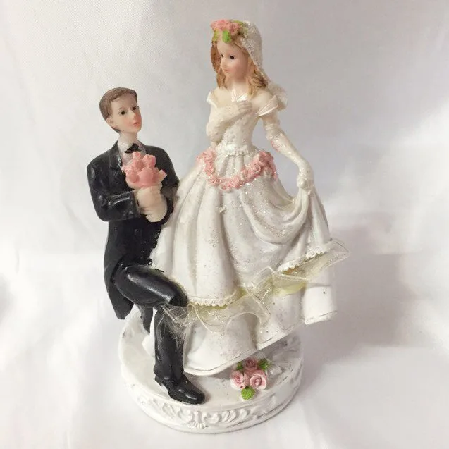 Фигурка в торт большая