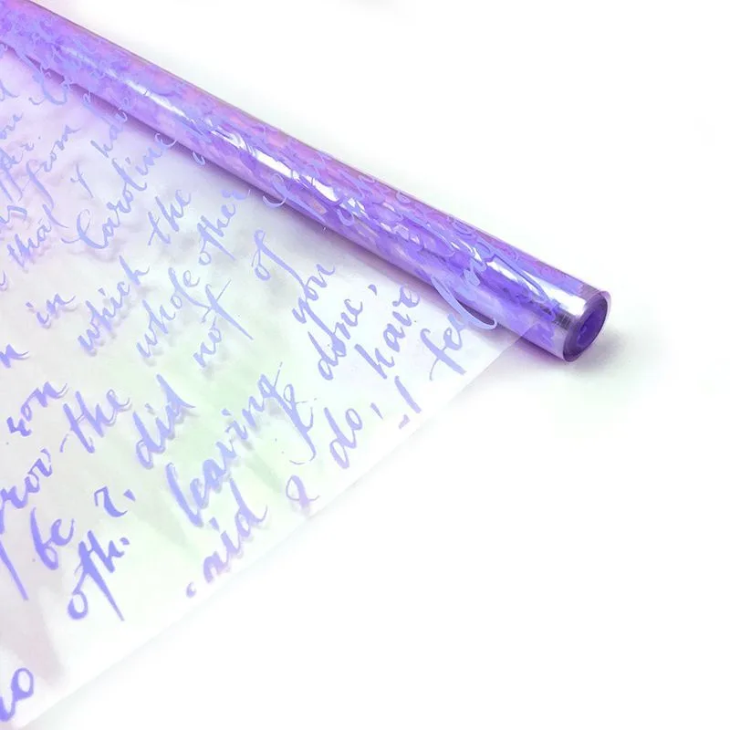 Пленка упаковочная прозрачная с рисунком "Письмо" сиреневый,рулон 70 см*7,1 м 40 мкм (Россия)