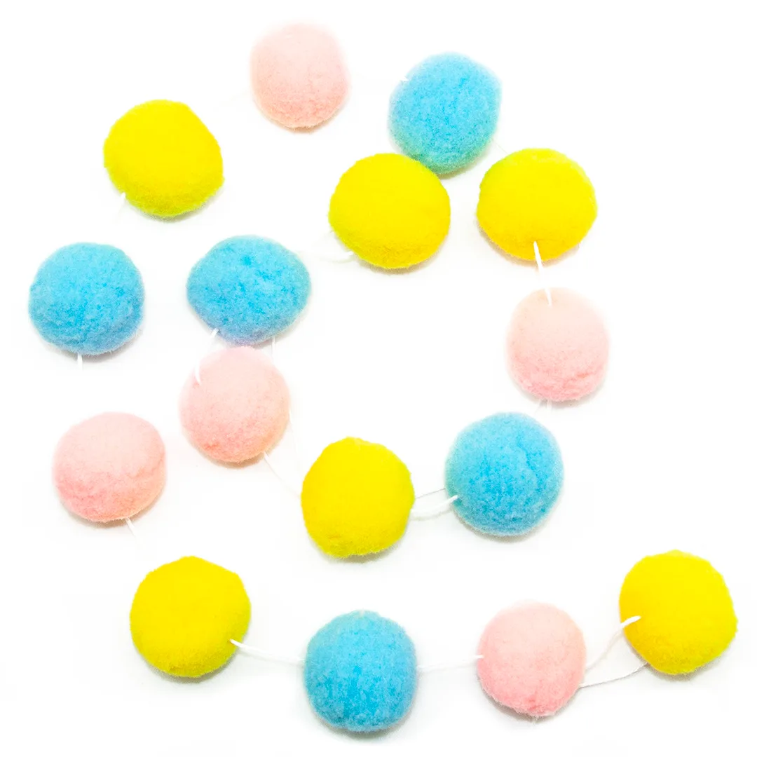 Гирлянда-подвеска Плюшевые помпончики, Яркий микс, 170 см, 1 шт.