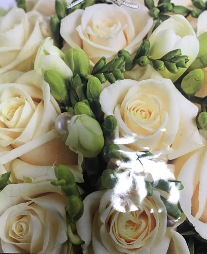 Пакет подарочный Кремовые розы (ХХL) 47 х 40 х 14