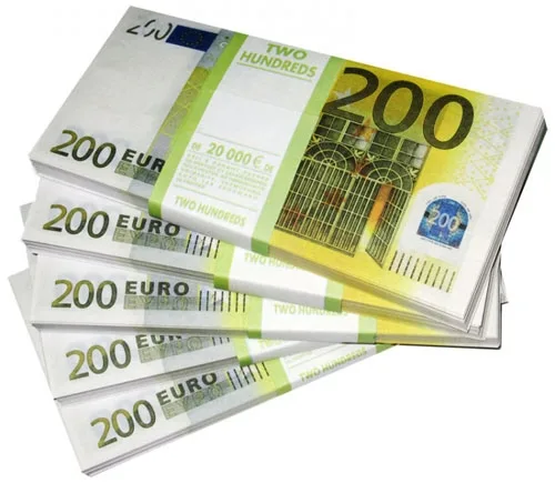 Шуточные деньги 200 евро