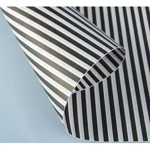 Крафт-бумага белёная "Двухсторонняя. Черные полосы"/ рулон 50 см*10м, 70 гр/м.кв