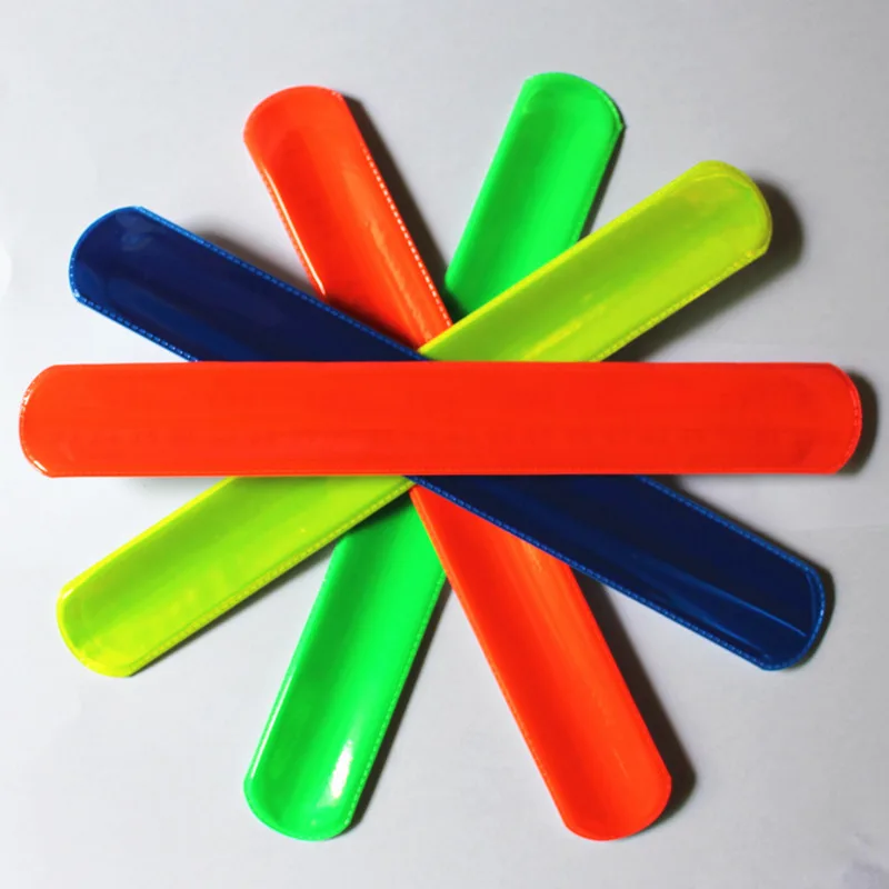 Браслет захлопывающийся