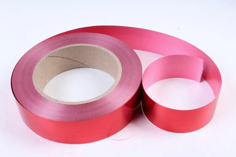 Лента металлизированная - 3 см * 50 м Красная (Россия)