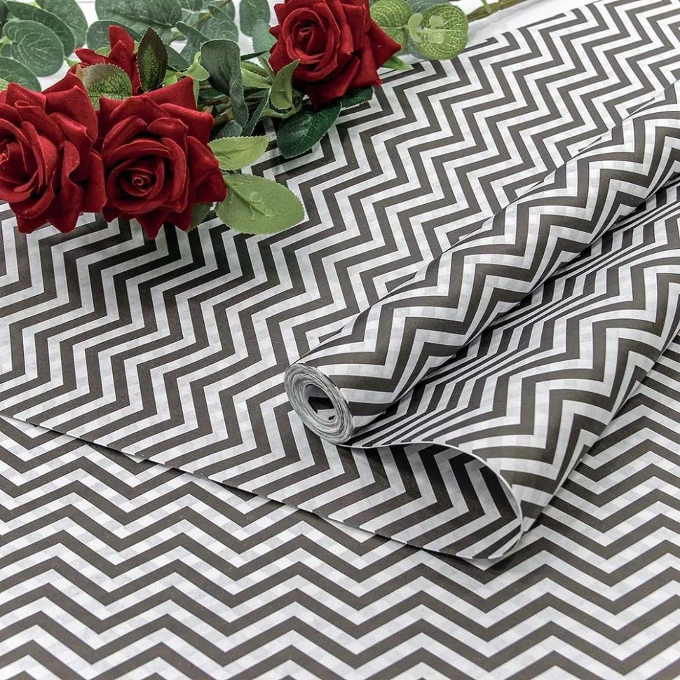 Упаковочная бумага, Крафт 70гр (0,5*10 м) Зигзаги, Черный, 1 шт.